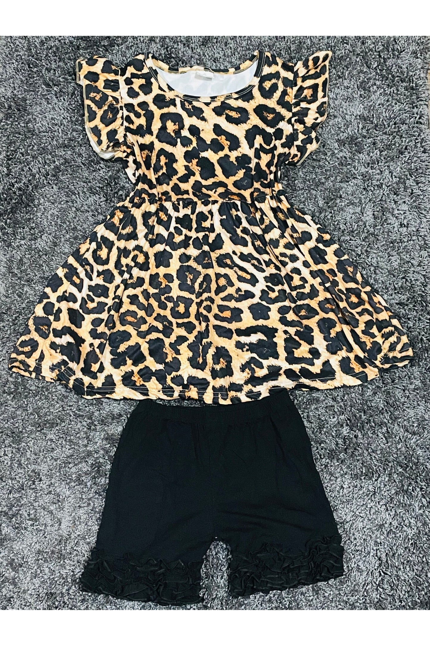 Journee’s Black Leopard Set